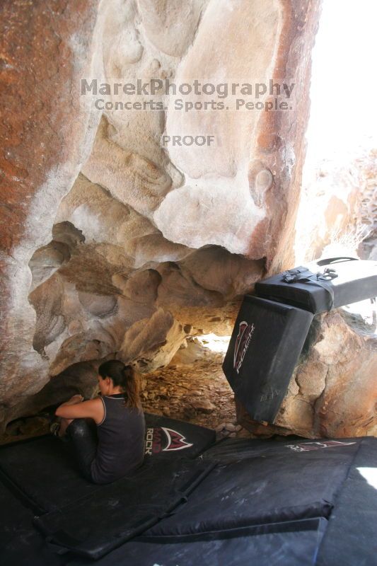 

Filename: SRM_20140528_1222110.JPG
Aperture: f/2.8
Shutter Speed: 1/200
Body: Canon EOS-1D Mark II
Lens: Canon EF 16-35mm f/2.8 L