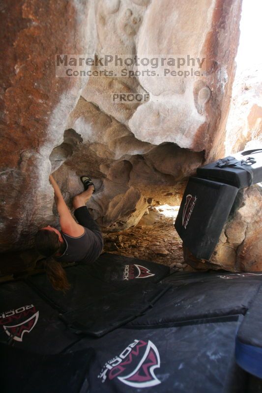 

Filename: SRM_20140528_1222420.JPG
Aperture: f/2.8
Shutter Speed: 1/400
Body: Canon EOS-1D Mark II
Lens: Canon EF 16-35mm f/2.8 L