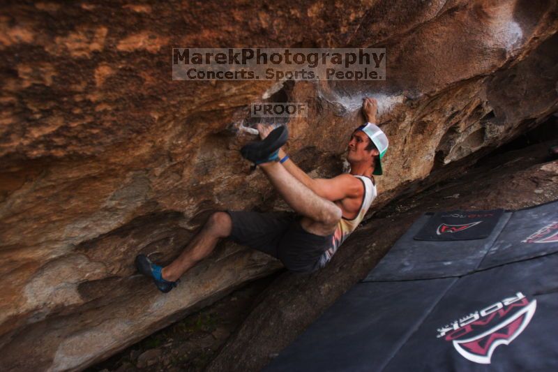 Bouldering in Hueco Tanks on %m/%d/%Y

Filename: SRM_20160219_1802580.jpg
Aperture: f/2.8
Shutter Speed: 1/250
Body: Canon EOS 20D
Lens: Canon EF 16-35mm f/2.8 L