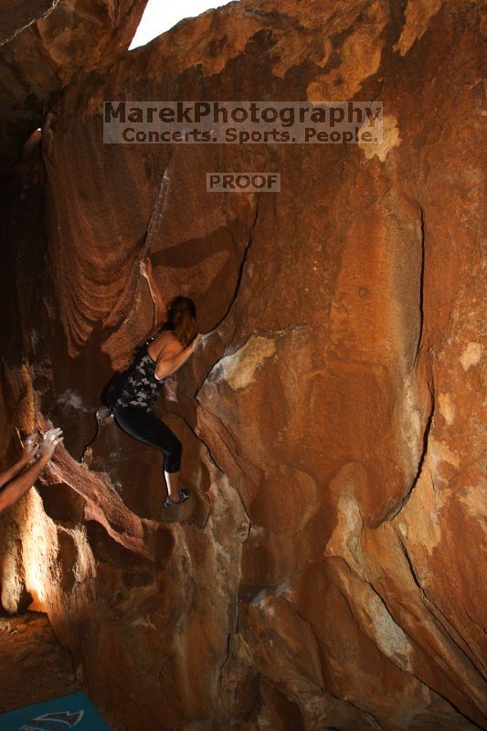 Bouldering in Hueco Tanks on 02/20/2016

Filename: SRM_20160220_1603530.JPG
Aperture: f/5.6
Shutter Speed: 1/250
Body: Canon EOS 20D
Lens: Canon EF 16-35mm f/2.8 L