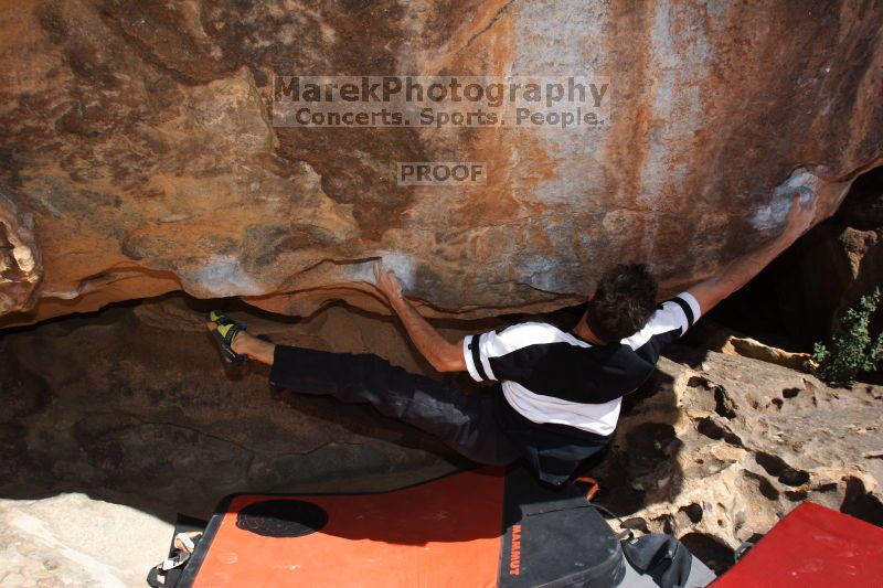 Bouldering in Hueco Tanks on 02/27/2016 with Blue Lizard Climbing and Yoga

Filename: SRM_20160227_1015330.JPG
Aperture: f/9.0
Shutter Speed: 1/250
Body: Canon EOS 20D
Lens: Canon EF 16-35mm f/2.8 L