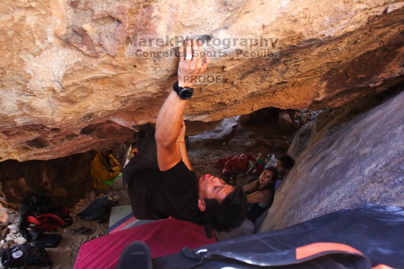 Bouldering in Hueco Tanks on 02/27/2016 with Blue Lizard Climbing and Yoga
Filename: SRM_20160227_1440301.JPG
Aperture: f/2.8
Shutter Speed: 1/250
Body: Canon EOS 20D
Lens: Canon EF 16-35mm f/2.8 L