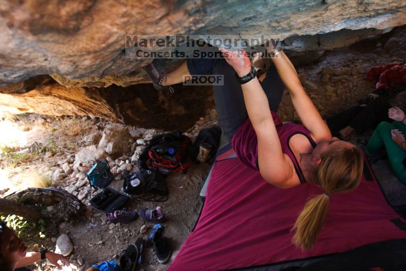 Bouldering in Hueco Tanks on 02/27/2016 with Blue Lizard Climbing and Yoga
Filename: SRM_20160227_1502191.JPG
Aperture: f/2.8
Shutter Speed: 1/250
Body: Canon EOS 20D
Lens: Canon EF 16-35mm f/2.8 L