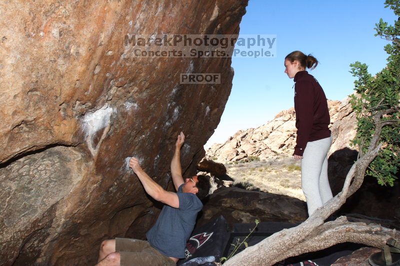 Bouldering in Hueco Tanks on 03/13/2016 with Blue Lizard Climbing and Yoga
Filename: SRM_20160313_0941430.jpg
Aperture: f/9.0
Shutter Speed: 1/250
Body: Canon EOS 20D
Lens: Canon EF 16-35mm f/2.8 L