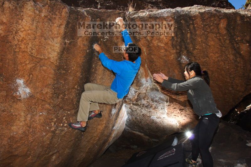 Bouldering in Hueco Tanks on 03/19/2016 with Blue Lizard Climbing and Yoga
Filename: SRM_20160319_1009530.jpg
Aperture: f/8.0
Shutter Speed: 1/250
Body: Canon EOS 20D
Lens: Canon EF 16-35mm f/2.8 L