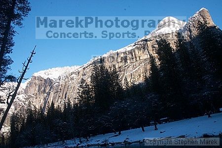 

Filename: crw_6302_std.jpg
Aperture: f/22.0
Shutter Speed: 1/15
Body: Canon EOS DIGITAL REBEL
Lens: Canon EF-S 18-55mm f/3.5-5.6