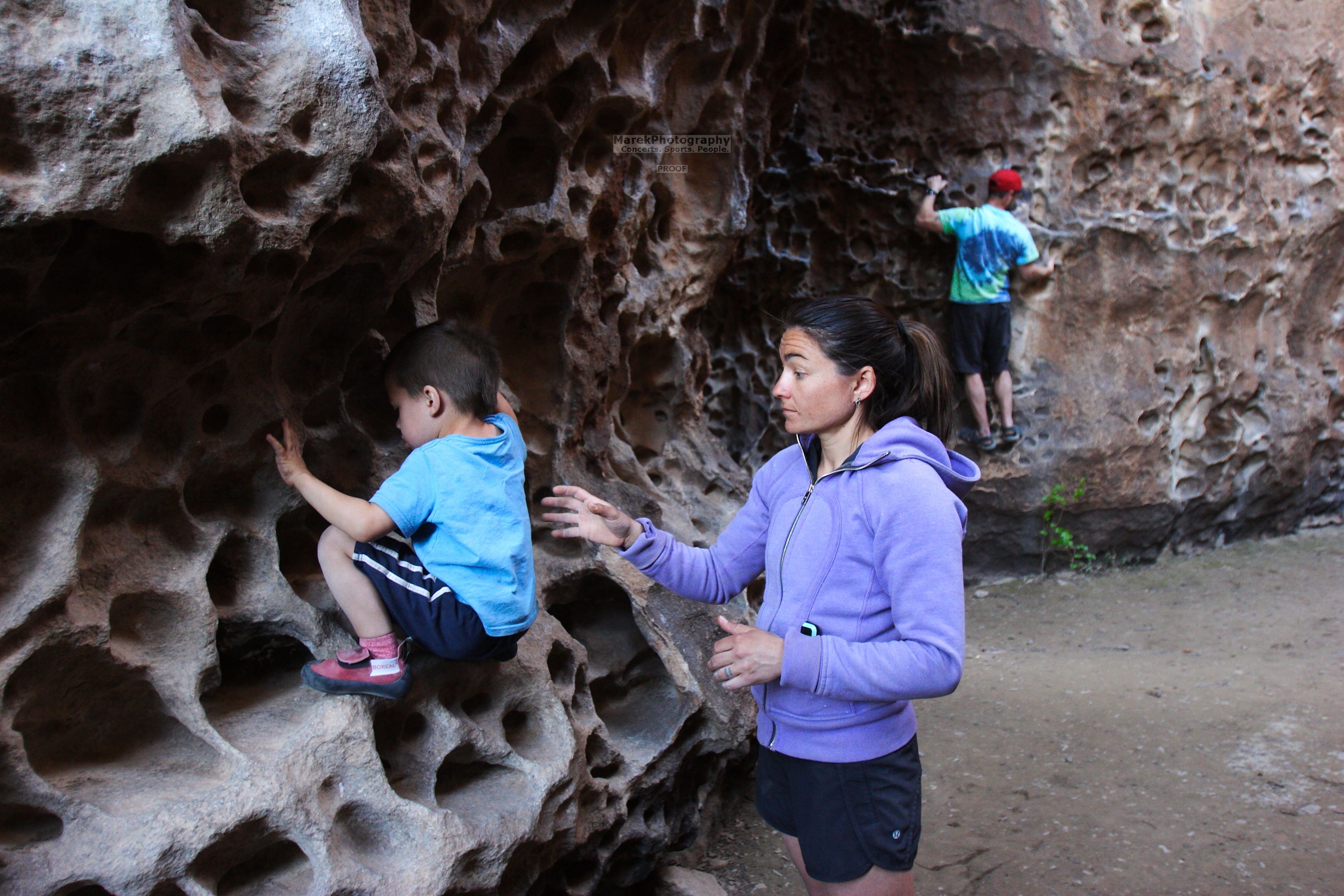 Bouldering in Hueco Tanks on 03/26/2016 with Blue Lizard Climbing and Yoga

Filename: SRM_20160326_1559380.jpg
Aperture: f/2.8
Shutter Speed: 1/80
Body: Canon EOS 20D
Lens: Canon EF 16-35mm f/2.8 L