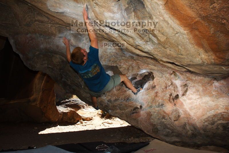 Bouldering in Hueco Tanks on 04/10/2016 with Blue Lizard Climbing and Yoga

Filename: SRM_20160410_1222270.jpg
Aperture: f/6.3
Shutter Speed: 1/250
Body: Canon EOS 20D
Lens: Canon EF 16-35mm f/2.8 L