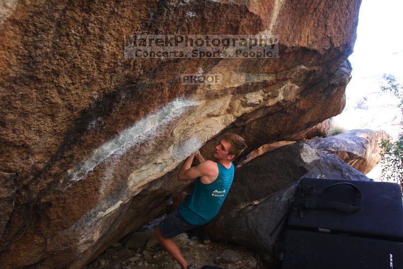 Bouldering in Hueco Tanks on 04/11/2016 with Blue Lizard Climbing and Yoga

Filename: SRM_20160411_1650280.jpg
Aperture: f/3.2
Shutter Speed: 1/400
Body: Canon EOS 20D
Lens: Canon EF 16-35mm f/2.8 L