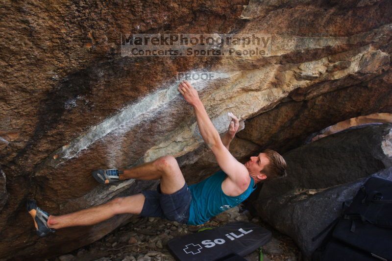 Bouldering in Hueco Tanks on 04/11/2016 with Blue Lizard Climbing and Yoga

Filename: SRM_20160411_1653131.jpg
Aperture: f/3.5
Shutter Speed: 1/320
Body: Canon EOS 20D
Lens: Canon EF 16-35mm f/2.8 L