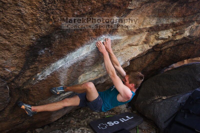 Bouldering in Hueco Tanks on 04/11/2016 with Blue Lizard Climbing and Yoga

Filename: SRM_20160411_1653142.jpg
Aperture: f/3.5
Shutter Speed: 1/320
Body: Canon EOS 20D
Lens: Canon EF 16-35mm f/2.8 L