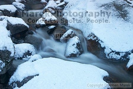 

Filename: crw_6379_std.jpg
Aperture: f/32.0
Shutter Speed: 2/1
Body: Canon EOS DIGITAL REBEL
Lens: Canon EF-S 18-55mm f/3.5-5.6