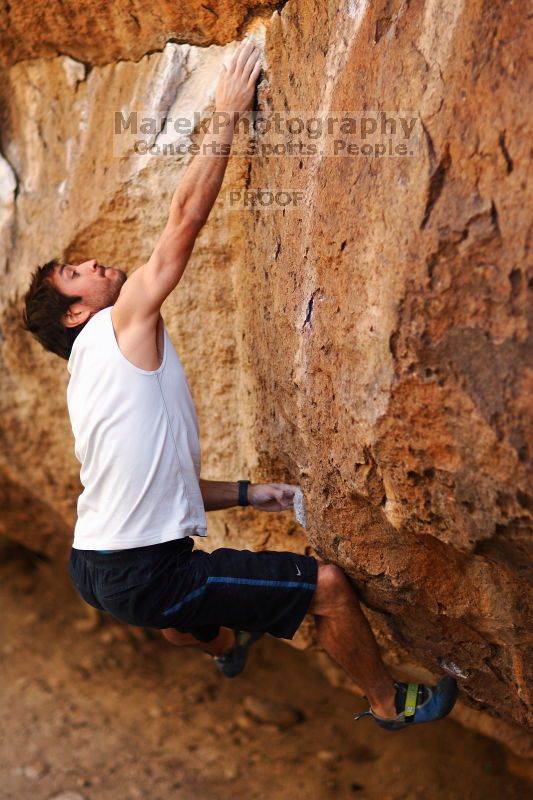 

Filename: SRM_20161120_1351440.jpg
Aperture: f/1.6
Shutter Speed: 1/800
Body: Canon EOS-1D Mark II
Lens: Canon EF 85mm f/1.2 L II