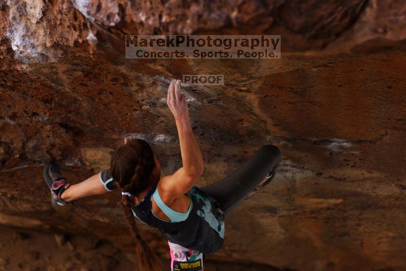 

Filename: SRM_20161120_1415531.jpg
Aperture: f/3.2
Shutter Speed: 1/400
Body: Canon EOS-1D Mark II
Lens: Canon EF 85mm f/1.2 L II