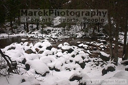 

Filename: crw_6248_std.jpg
Aperture: f/22.0
Shutter Speed: 1/10
Body: Canon EOS DIGITAL REBEL
Lens: Canon EF-S 18-55mm f/3.5-5.6