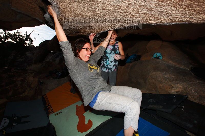 

Filename: SRM_20161120_1835380.jpg
Aperture: f/8.0
Shutter Speed: 1/250
Body: Canon EOS-1D Mark II
Lens: Canon EF 16-35mm f/2.8 L