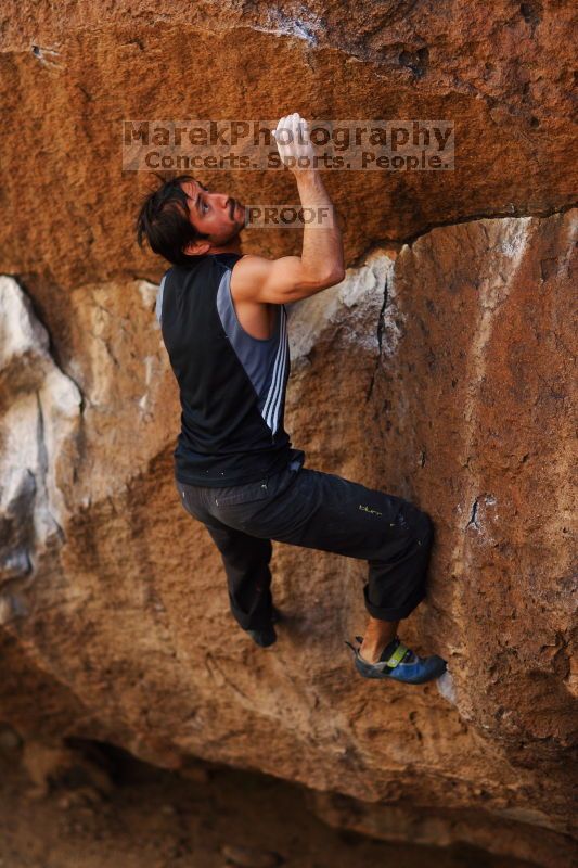 

Filename: SRM_20161124_1344366.jpg
Aperture: f/1.8
Shutter Speed: 1/2000
Body: Canon EOS-1D Mark II
Lens: Canon EF 85mm f/1.2 L II