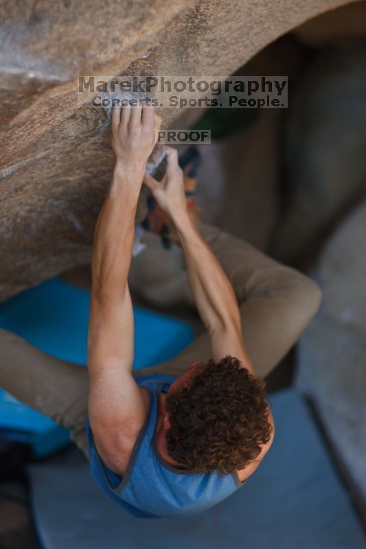 

Filename: SRM_20161124_1557300.jpg
Aperture: f/1.8
Shutter Speed: 1/400
Body: Canon EOS-1D Mark II
Lens: Canon EF 85mm f/1.2 L II