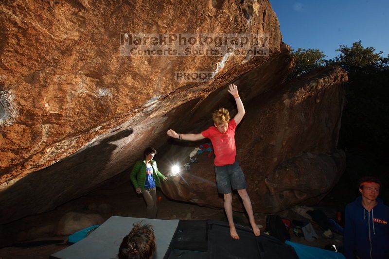 

Filename: SRM_20161124_1826230.jpg
Aperture: f/9.0
Shutter Speed: 1/250
Body: Canon EOS-1D Mark II
Lens: Canon EF 16-35mm f/2.8 L