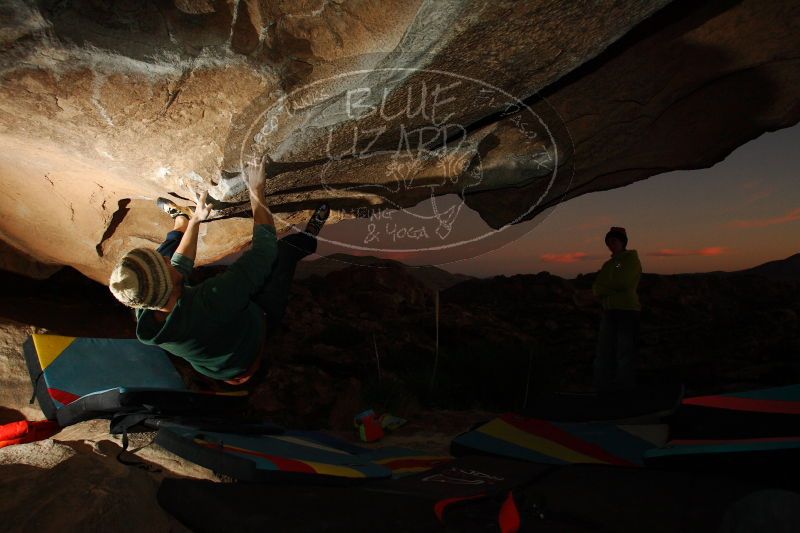 

Filename: SRM_20161210_1928350.jpg
Aperture: f/5.6
Shutter Speed: 1/250
Body: Canon EOS-1D Mark II
Lens: Canon EF 16-35mm f/2.8 L