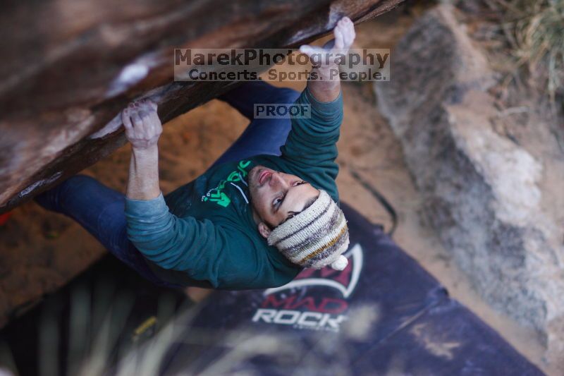 

Filename: SRM_20161209_1657570.jpg
Aperture: f/1.8
Shutter Speed: 1/640
Body: Canon EOS-1D Mark II
Lens: Canon EF 85mm f/1.2 L II