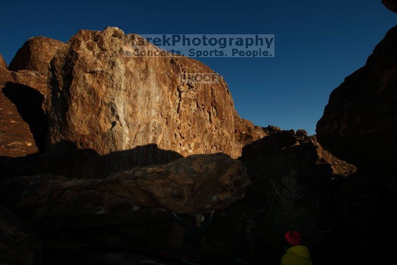 

Filename: SRM_20161209_1804070.jpg
Aperture: f/9.0
Shutter Speed: 1/250
Body: Canon EOS-1D Mark II
Lens: Canon EF 16-35mm f/2.8 L