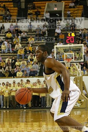 

Filename: img_4093_std.jpg
Aperture: f/2.8
Shutter Speed: 1/500
Body: Canon EOS DIGITAL REBEL
Lens: Canon EF 80-200mm f/2.8 L