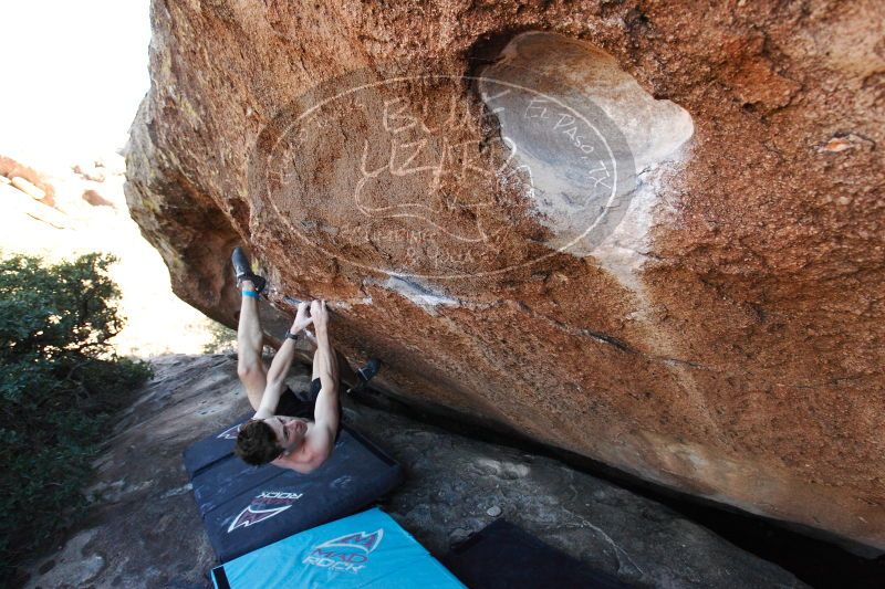 

Filename: SRM_20161215_1631580.jpg
Aperture: f/5.0
Shutter Speed: 1/400
Body: Canon EOS-1D Mark II
Lens: Canon EF 16-35mm f/2.8 L