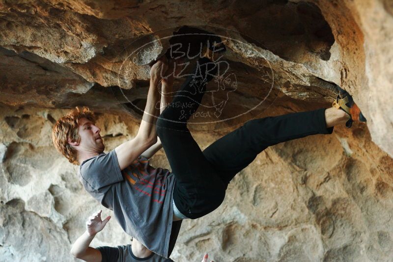 

Filename: SRM_20161215_1822282.jpg
Aperture: f/2.8
Shutter Speed: 1/320
Body: Canon EOS-1D Mark II
Lens: Canon EF 50mm f/1.8 II