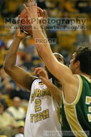 

Filename: img_4016_std.jpg
Aperture: f/2.8
Shutter Speed: 1/500
Body: Canon EOS DIGITAL REBEL
Lens: Canon EF 80-200mm f/2.8 L