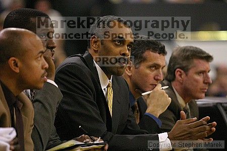 

Filename: img_4155_std.jpg
Aperture: f/2.8
Shutter Speed: 1/500
Body: Canon EOS DIGITAL REBEL
Lens: Canon EF 80-200mm f/2.8 L