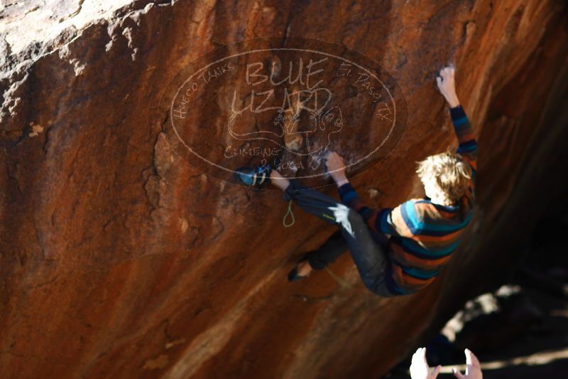 

Filename: SRM_20161225_1716192.jpg
Aperture: f/2.0
Shutter Speed: 1/1000
Body: Canon EOS-1D Mark II
Lens: Canon EF 85mm f/1.2 L II