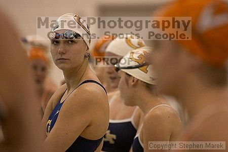 Vesna Stojanovska and team placed 3rd in the 4x200 yd freestyle relay against UVA

Filename: crw_3807_std.jpg
Aperture: f/2.8
Shutter Speed: 1/500
Body: Canon EOS DIGITAL REBEL
Lens: Canon EF 80-200mm f/2.8 L