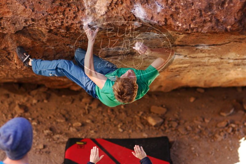 

Filename: SRM_20161223_1528581.jpg
Aperture: f/2.0
Shutter Speed: 1/500
Body: Canon EOS-1D Mark II
Lens: Canon EF 85mm f/1.2 L II