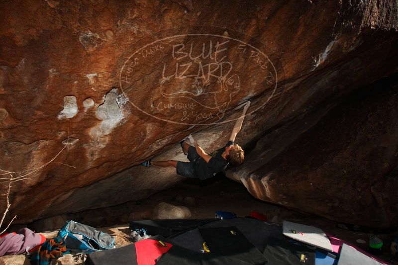 

Filename: SRM_20161223_1656040.jpg
Aperture: f/9.0
Shutter Speed: 1/250
Body: Canon EOS-1D Mark II
Lens: Canon EF 16-35mm f/2.8 L