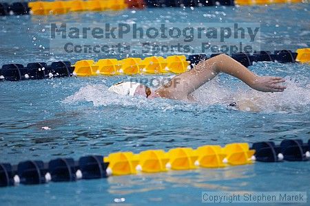 Elizabeth Stowe competed in the 1000m freestyle against FSU, UMD and VT

Filename: crw_2906_std.jpg
Aperture: f/2.8
Shutter Speed: 1/500
Body: Canon EOS DIGITAL REBEL
Lens: Canon EF 80-200mm f/2.8 L