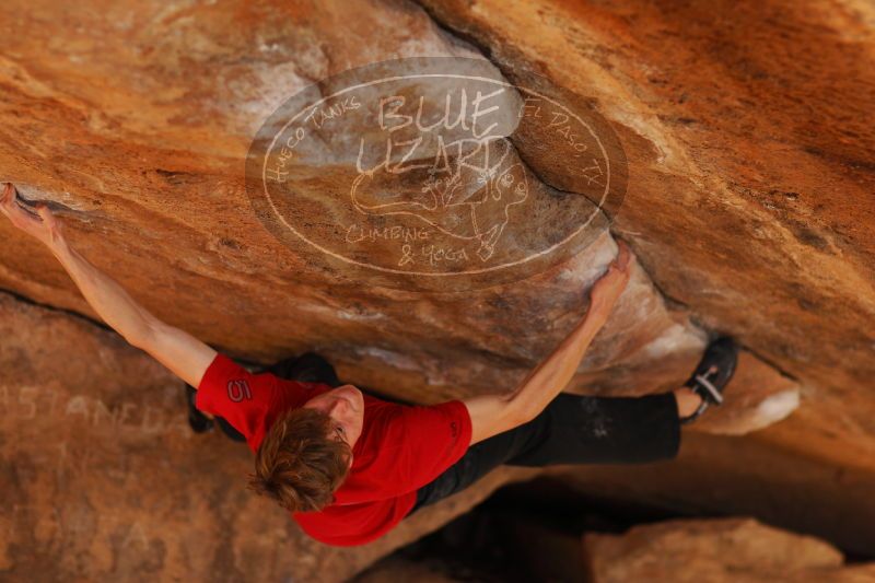 

Filename: SRM_20161226_1739112.jpg
Aperture: f/2.0
Shutter Speed: 1/800
Body: Canon EOS-1D Mark II
Lens: Canon EF 85mm f/1.2 L II