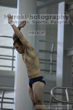 Diver Pete Doblar competes against the University of Tennessee.
Filename: crw_2247_std.jpg
Aperture: f/2.8
Shutter Speed: 1/640
Body: Canon EOS DIGITAL REBEL
Lens: Canon EF 80-200mm f/2.8 L
