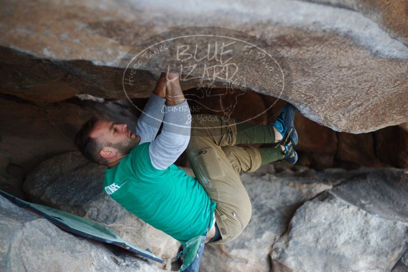 

Filename: SRM_20161230_1816491.jpg
Aperture: f/2.0
Shutter Speed: 1/320
Body: Canon EOS-1D Mark II
Lens: Canon EF 50mm f/1.8 II