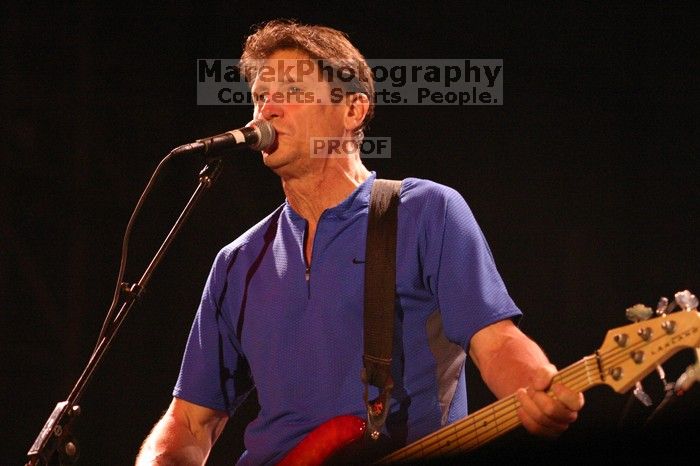 The Steve Miller Band performs on the 96 Rock stage on the first day of Music Midtown, 2004.
Filename: IMG_6130.jpg
Aperture: f/2.8
Shutter Speed: 1/200
Body: Canon EOS DIGITAL REBEL
Lens: Canon EF 80-200mm f/2.8 L