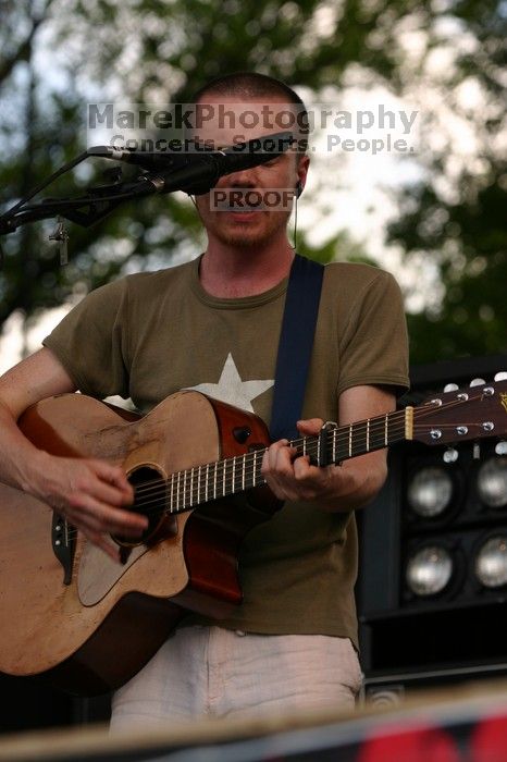 Damien Rice performs on the 99X stage on the second day of Music Midtown, 2004.
Filename: IMG_6317.jpg
Aperture: f/5.6
Shutter Speed: 1/320
Body: Canon EOS DIGITAL REBEL
Lens: Canon EF 80-200mm f/2.8 L