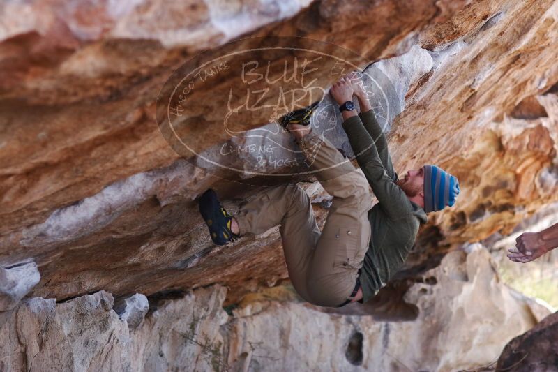 

Filename: SRM_20170103_1347250.jpg
Aperture: f/2.8
Shutter Speed: 1/640
Body: Canon EOS-1D Mark II
Lens: Canon EF 85mm f/1.2 L II