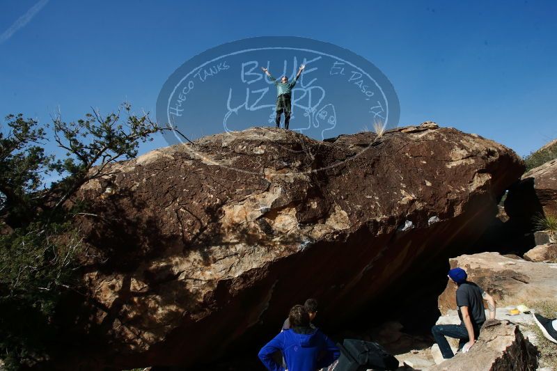 

Filename: SRM_20170103_1649070.jpg
Aperture: f/9.0
Shutter Speed: 1/250
Body: Canon EOS-1D Mark II
Lens: Canon EF 16-35mm f/2.8 L