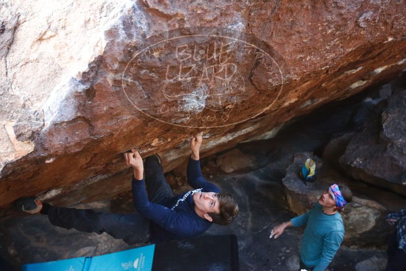 

Filename: SRM_20170103_1811190.jpg
Aperture: f/2.8
Shutter Speed: 1/320
Body: Canon EOS-1D Mark II
Lens: Canon EF 16-35mm f/2.8 L