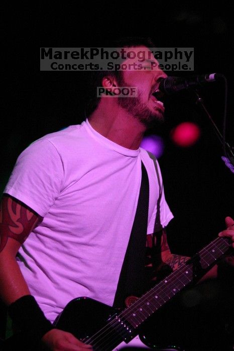 The Foo Fighters perform on the 99X stage on the second day of Music Midtown, 2004.
Filename: IMG_6784.jpg
Aperture: f/2.8
Shutter Speed: 1/320
Body: Canon EOS DIGITAL REBEL
Lens: Canon EF 80-200mm f/2.8 L