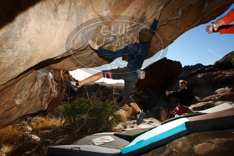 

Filename: SRM_20170104_1736150.jpg
Aperture: f/9.0
Shutter Speed: 1/250
Body: Canon EOS-1D Mark II
Lens: Canon EF 16-35mm f/2.8 L