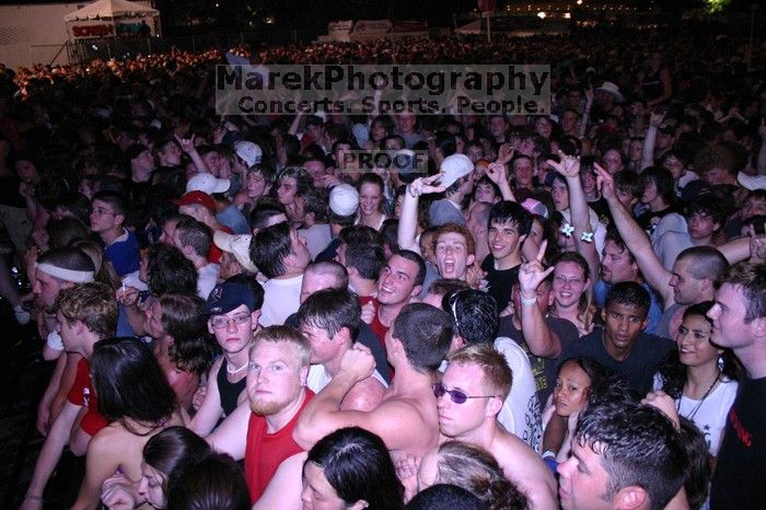 The Offspring performs on the 99X stage on the second day of Music Midtown, 2004.

Filename: IMG_6649.jpg
Aperture: f/3.5
Shutter Speed: 1/100
Body: Canon EOS DIGITAL REBEL
Lens: Canon EF-S 18-55mm f/3.5-5.6