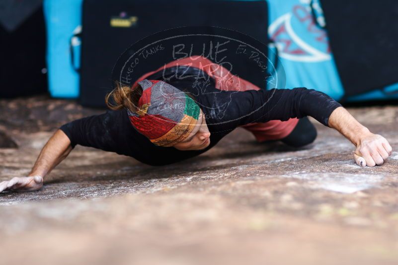 

Filename: SRM_20170105_1601380.jpg
Aperture: f/2.0
Shutter Speed: 1/500
Body: Canon EOS-1D Mark II
Lens: Canon EF 85mm f/1.2 L II