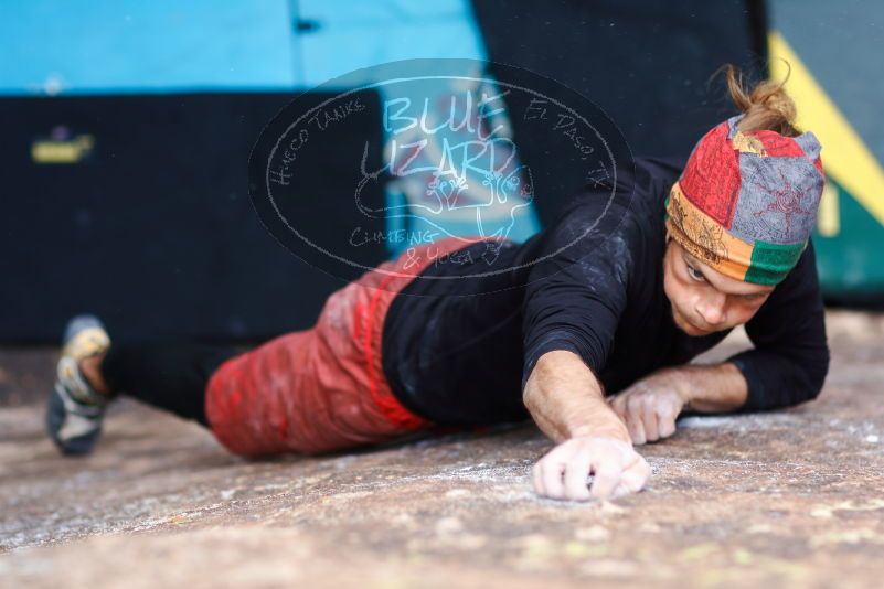 

Filename: SRM_20170105_1601430.jpg
Aperture: f/2.0
Shutter Speed: 1/400
Body: Canon EOS-1D Mark II
Lens: Canon EF 85mm f/1.2 L II