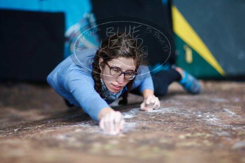 

Filename: SRM_20170105_1604115.jpg
Aperture: f/1.2
Shutter Speed: 1/1600
Body: Canon EOS-1D Mark II
Lens: Canon EF 85mm f/1.2 L II